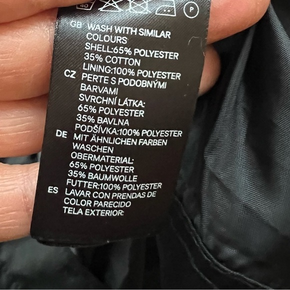 H&M Women’s Black Full Zip and Snap Jacket Size 14 - Picture 9 of 14
